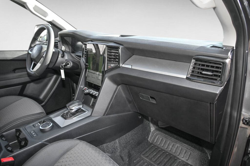 VW Amarok Exposé-Bild 9