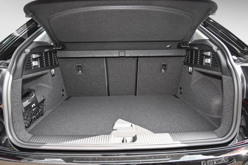 Audi Q2 Exposé-Bild 6