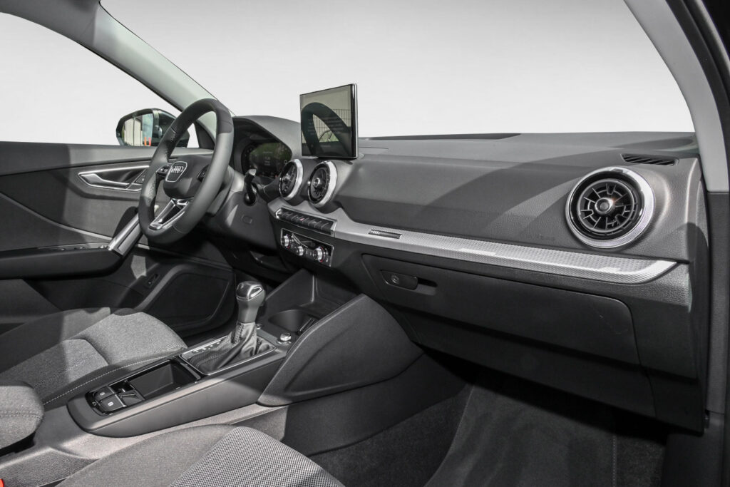 Audi Q2 Exposé-Bild 8