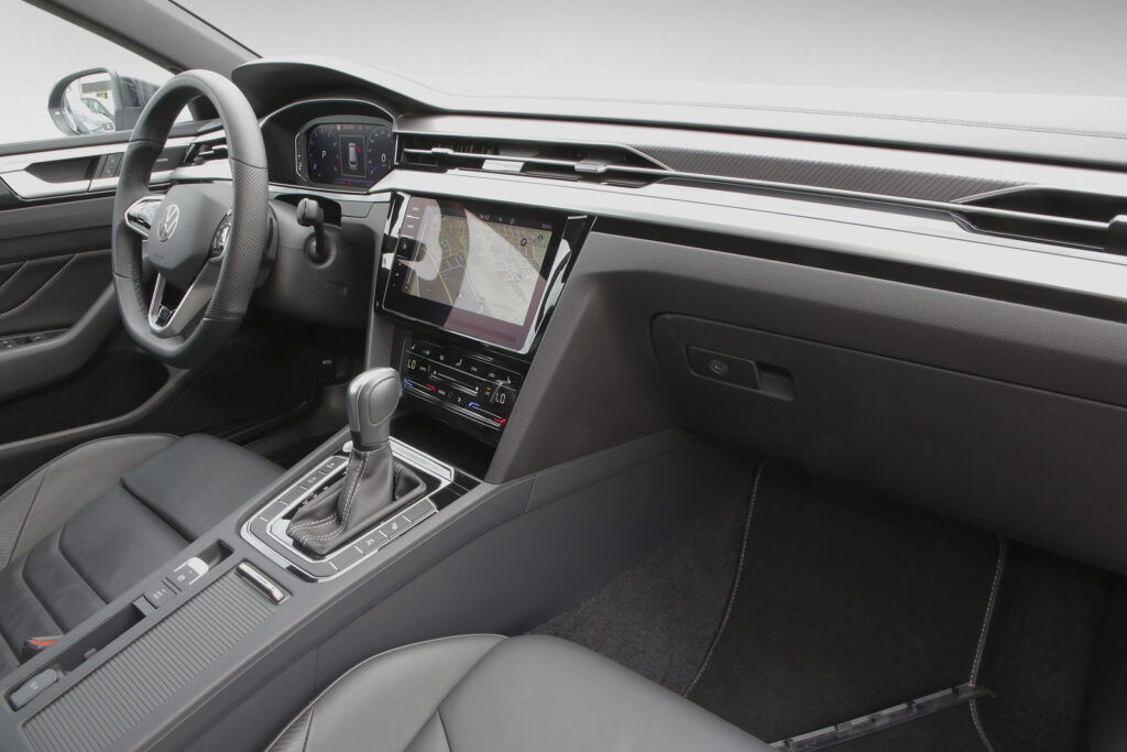 VW Arteon Exposé-Bild 8