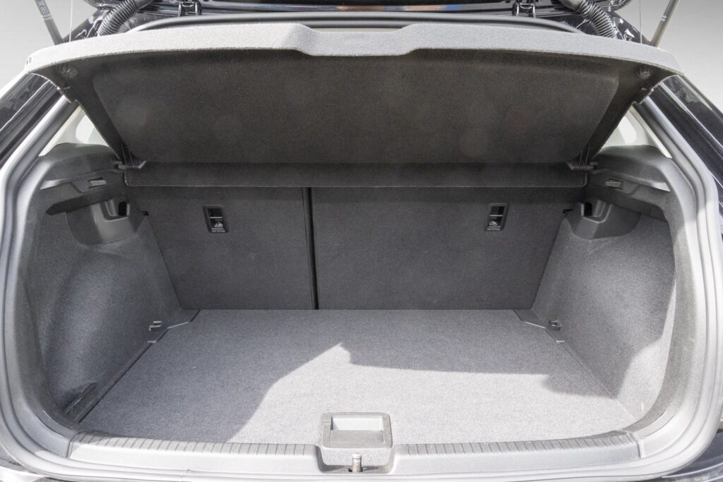 VW Polo Exposé-Bild 6