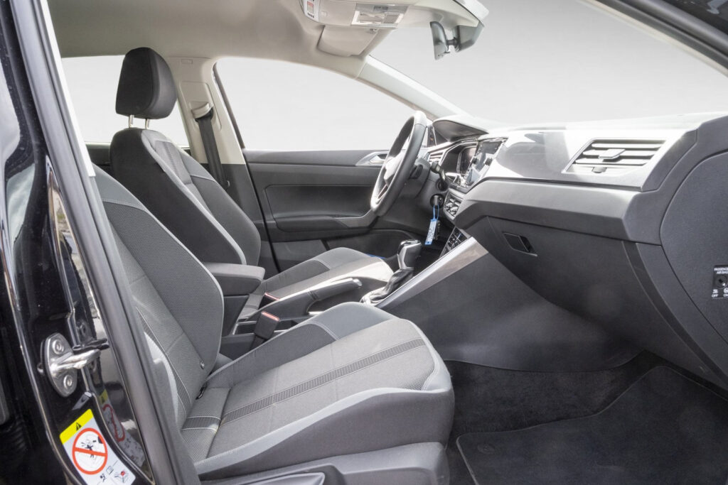 VW Polo Exposé-Bild 7