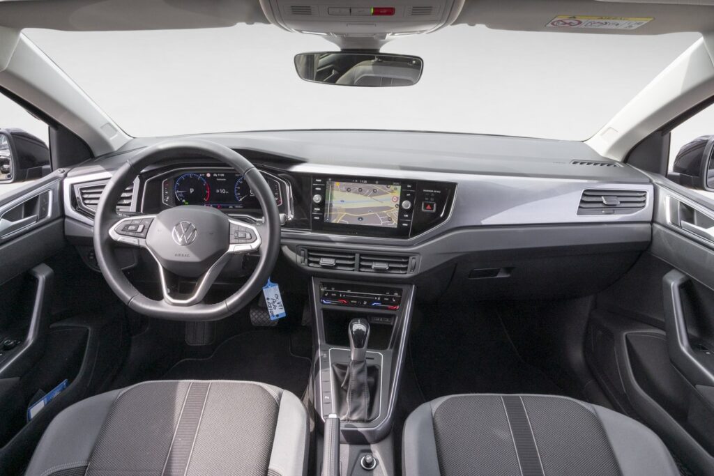 VW Polo Exposé-Bild 11