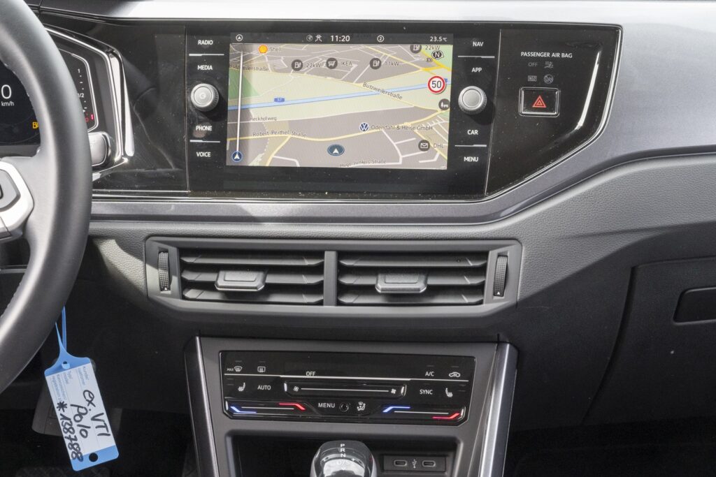 VW Polo Exposé-Bild 12