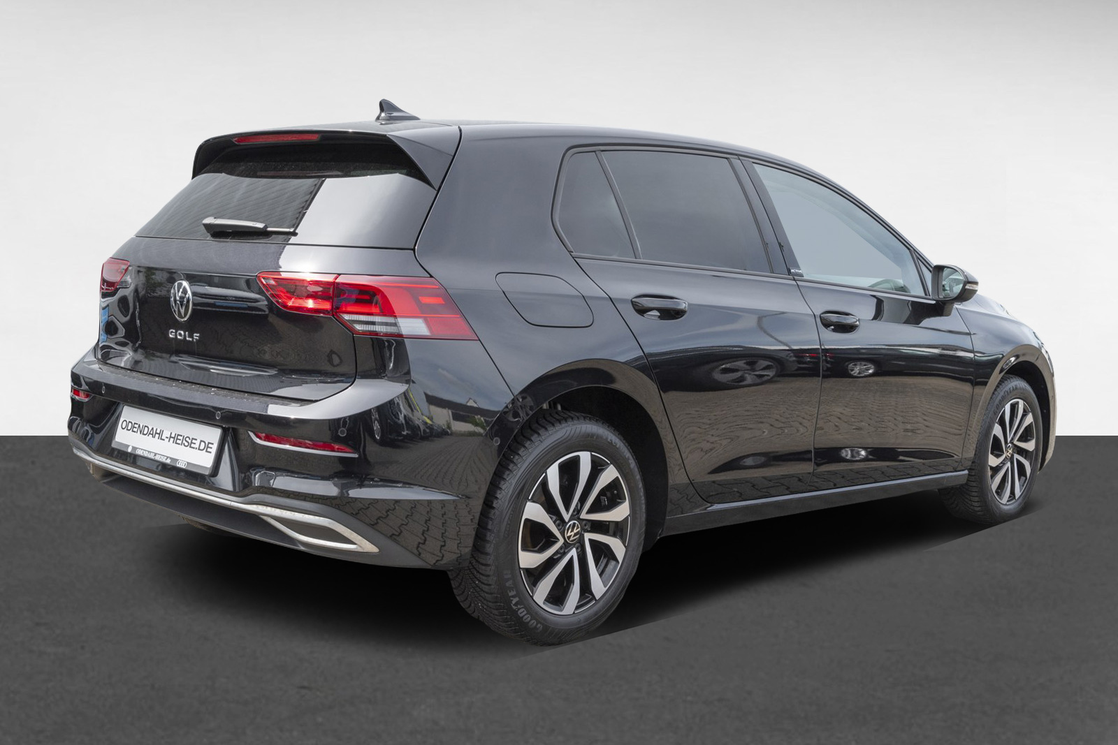 VW Golf Exposé-Bild 3