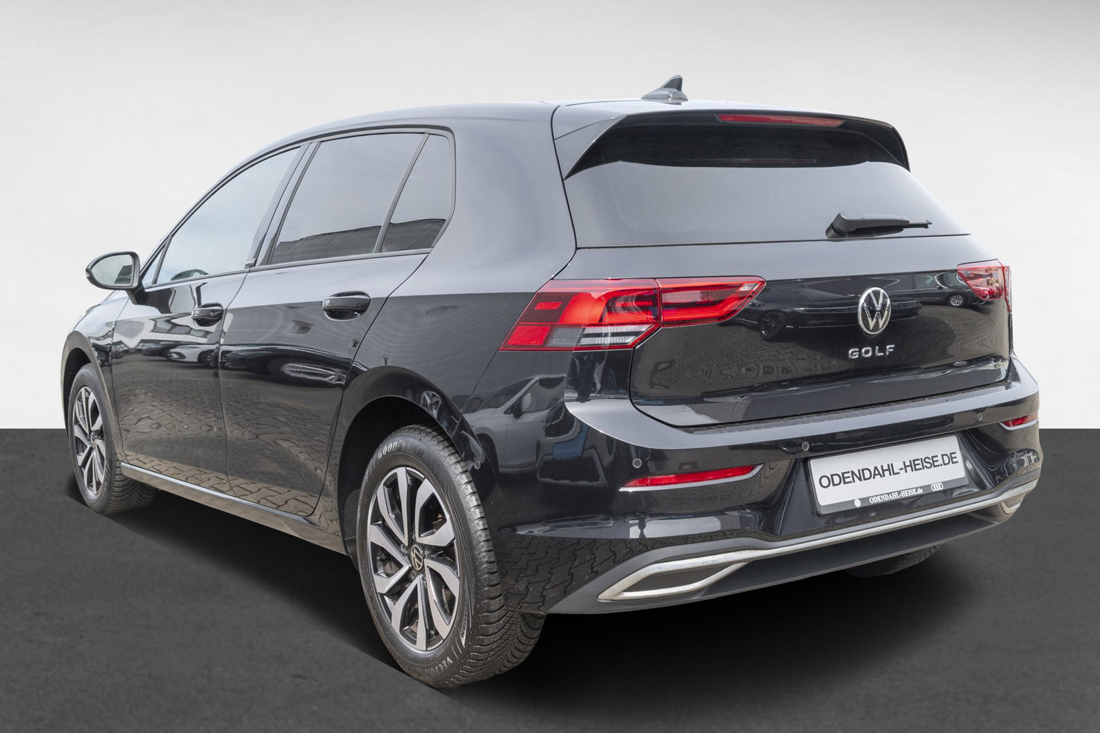 VW Golf Exposé-Bild 4