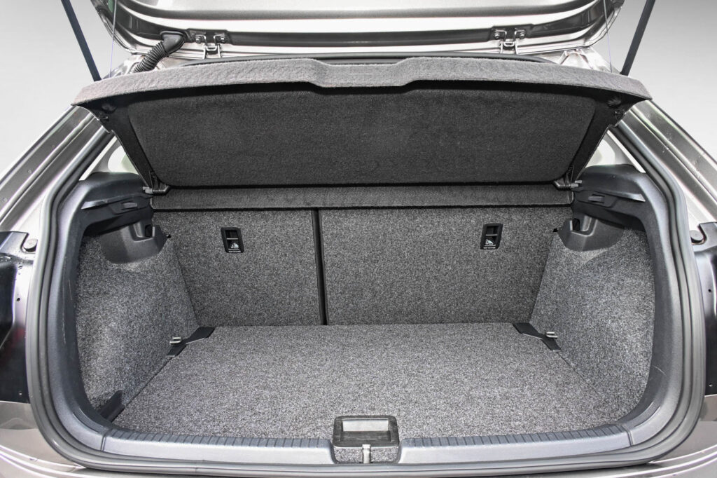 VW Polo Exposé-Bild 6