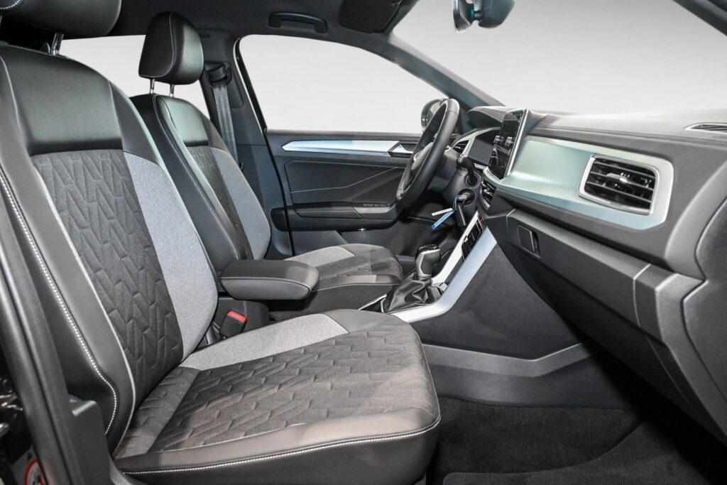 VW T-Roc Exposé-Bild 7