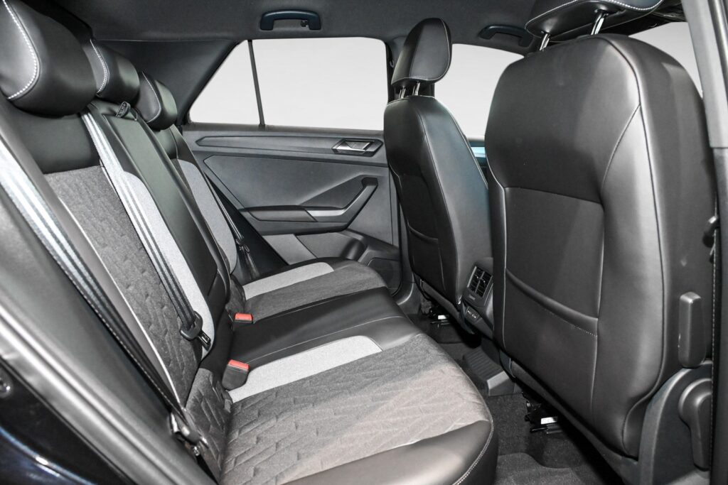 VW T-Roc Exposé-Bild 11