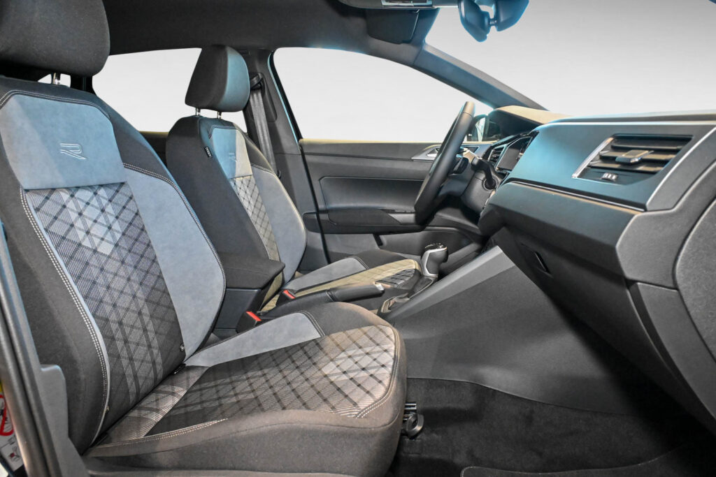 VW Taigo Exposé-Bild 7