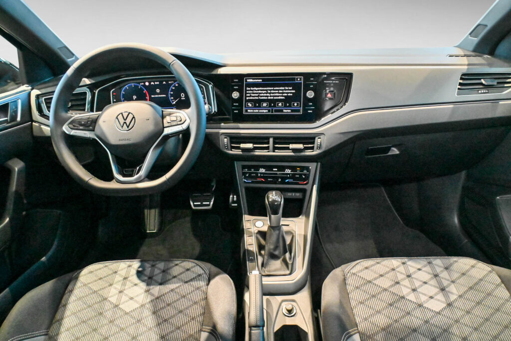 VW Taigo Exposé-Bild 12