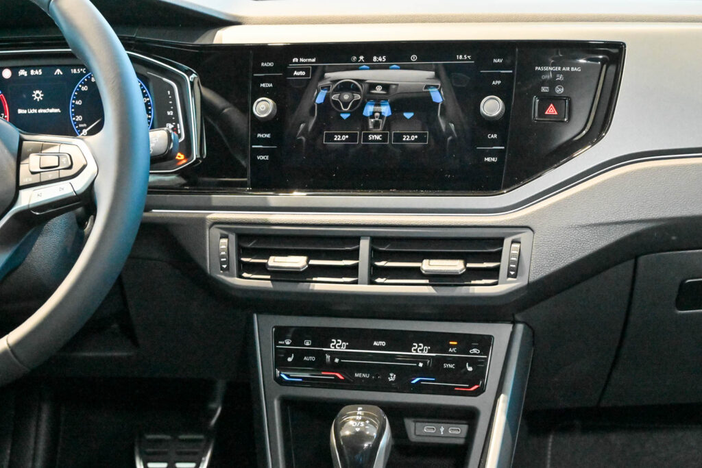 VW Taigo Exposé-Bild 14