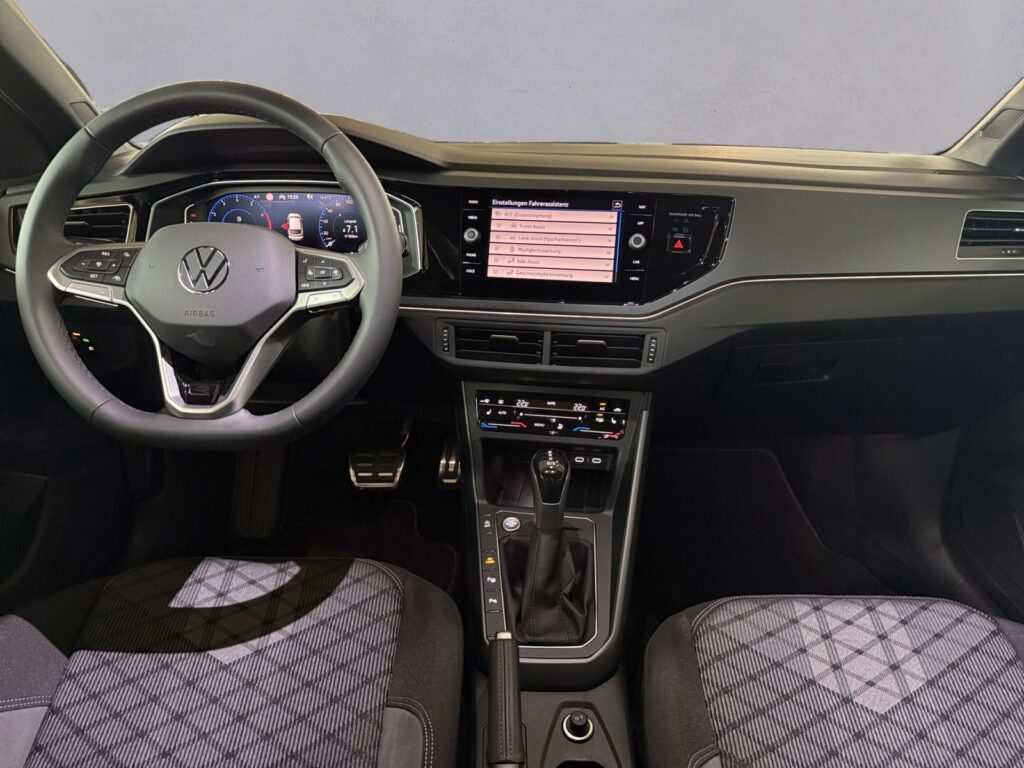 VW Taigo Exposé-Bild 10