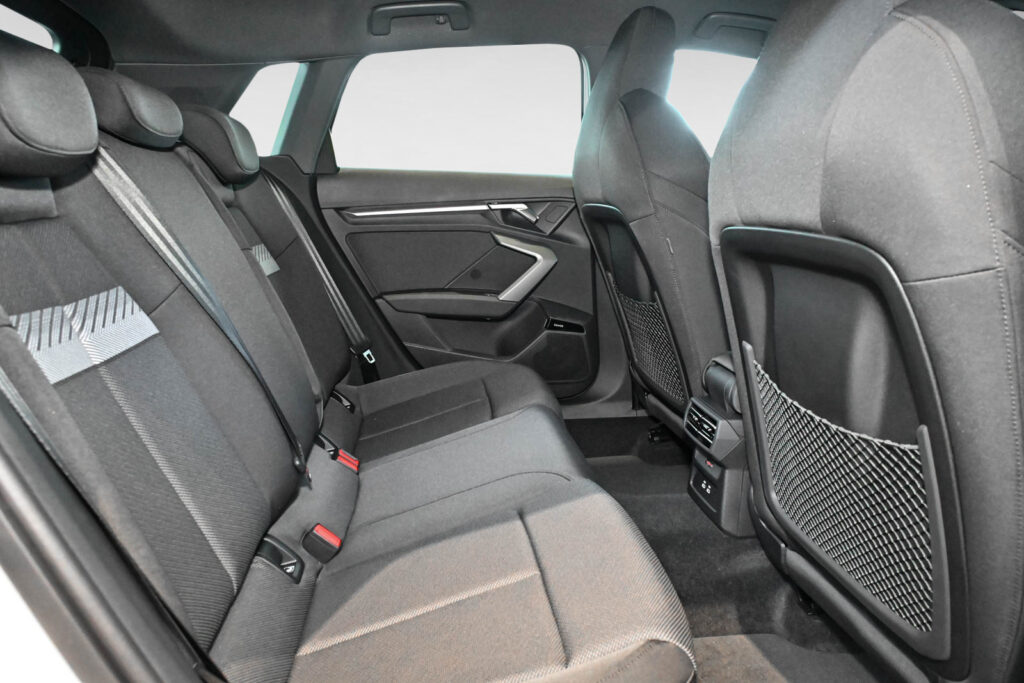 Audi A3 Exposé-Bild 11