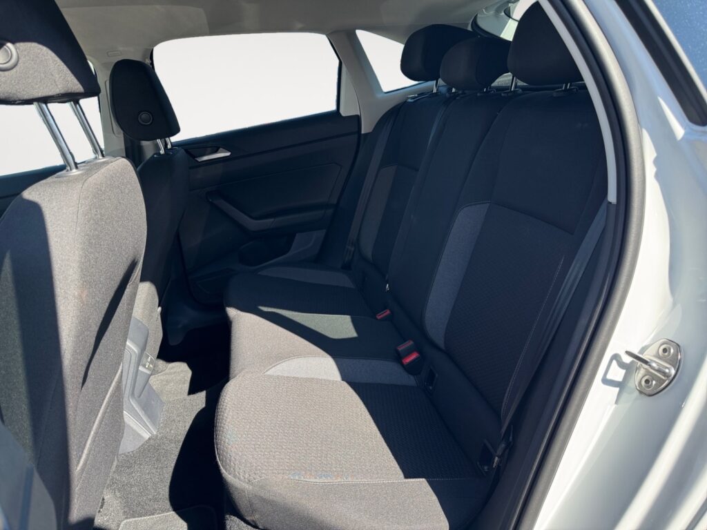 VW Taigo Exposé-Bild 13