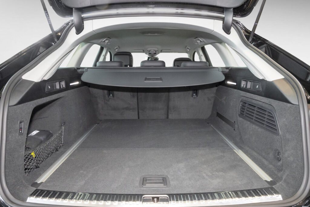 Audi A6 Exposé-Bild 6