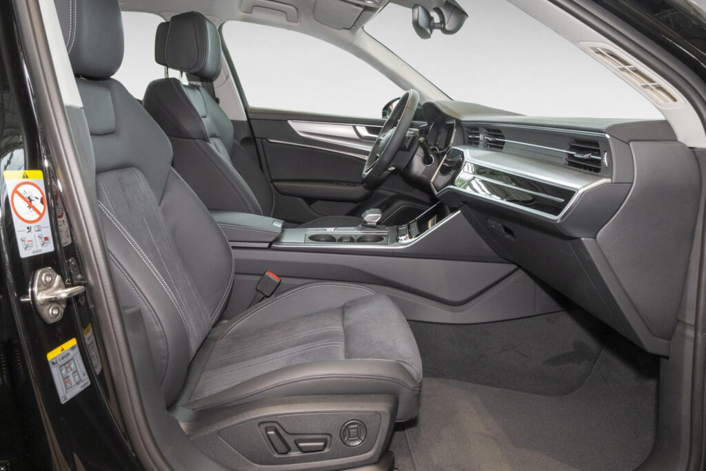 Audi A6 Exposé-Bild 7
