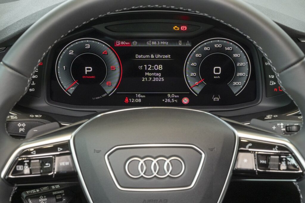 Audi A6 Exposé-Bild 14