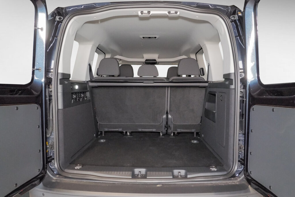 VW Caddy Exposé-Bild 6