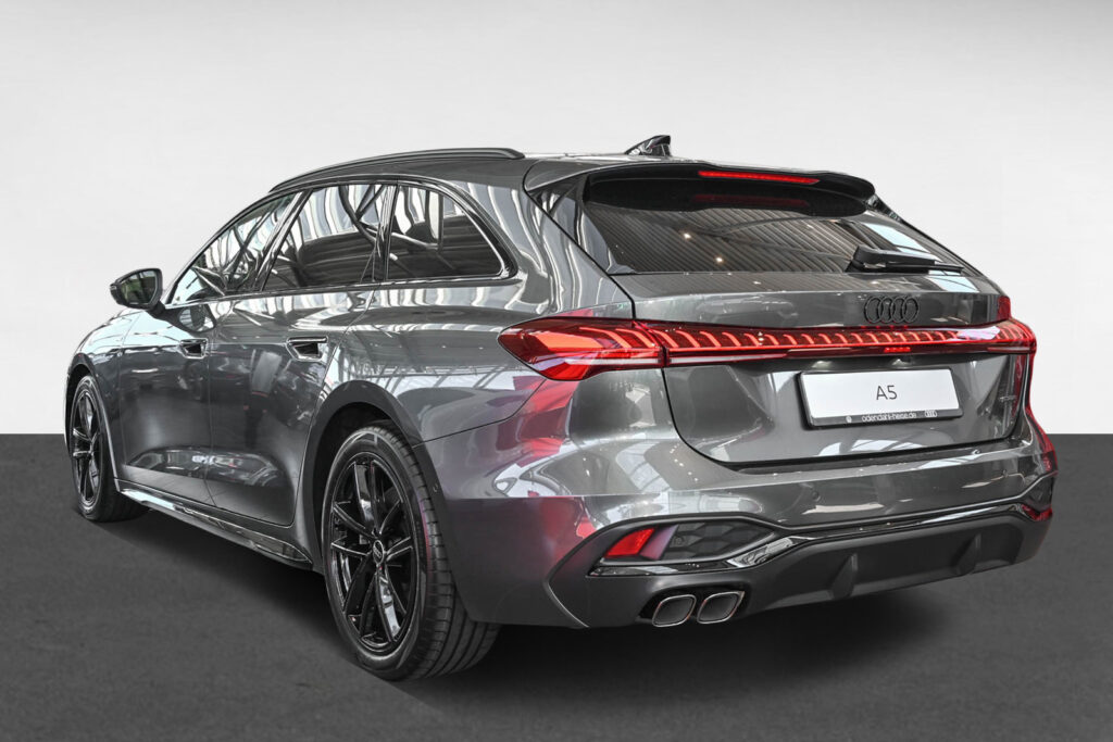 Audi A5 Exposé-Bild 4