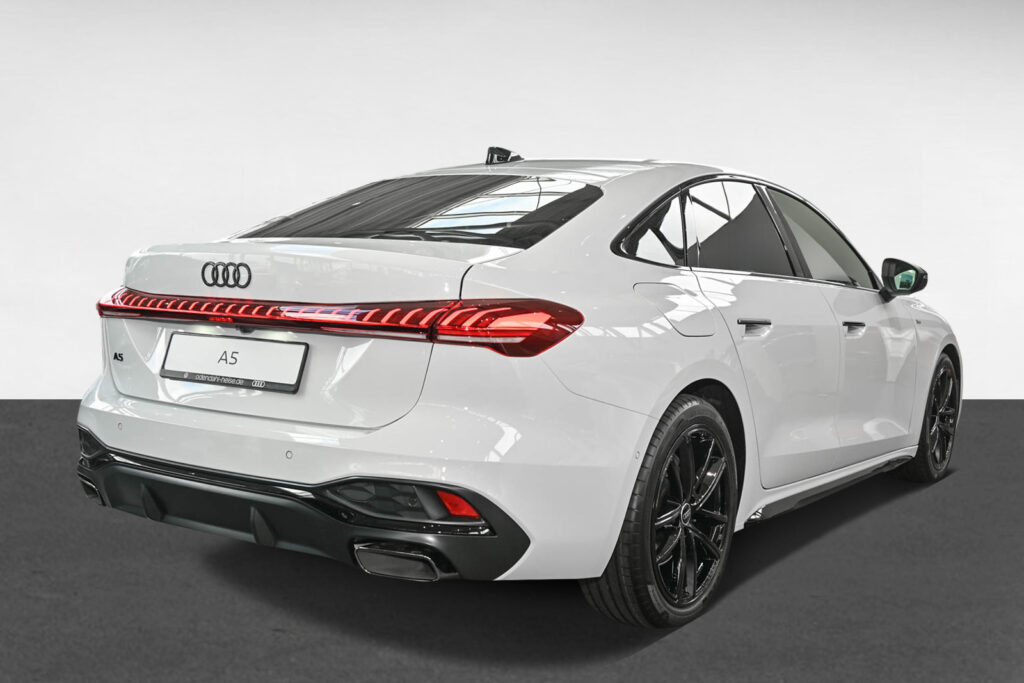 Audi A5 Exposé-Bild 3