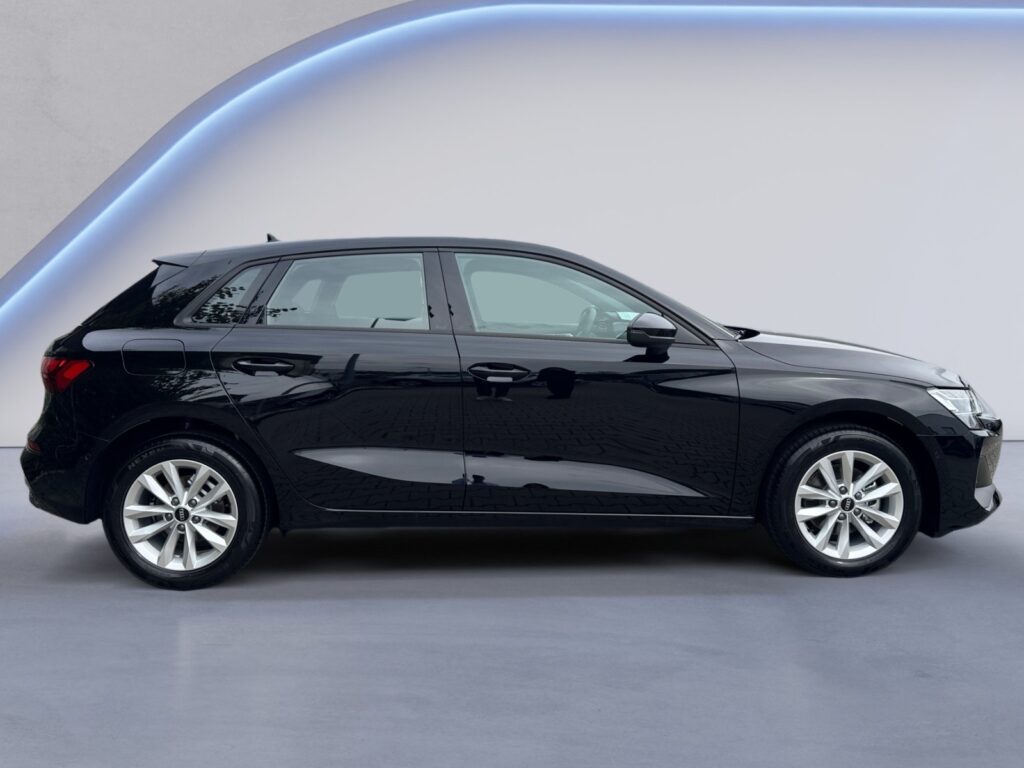 Audi A3 Exposé-Bild 6