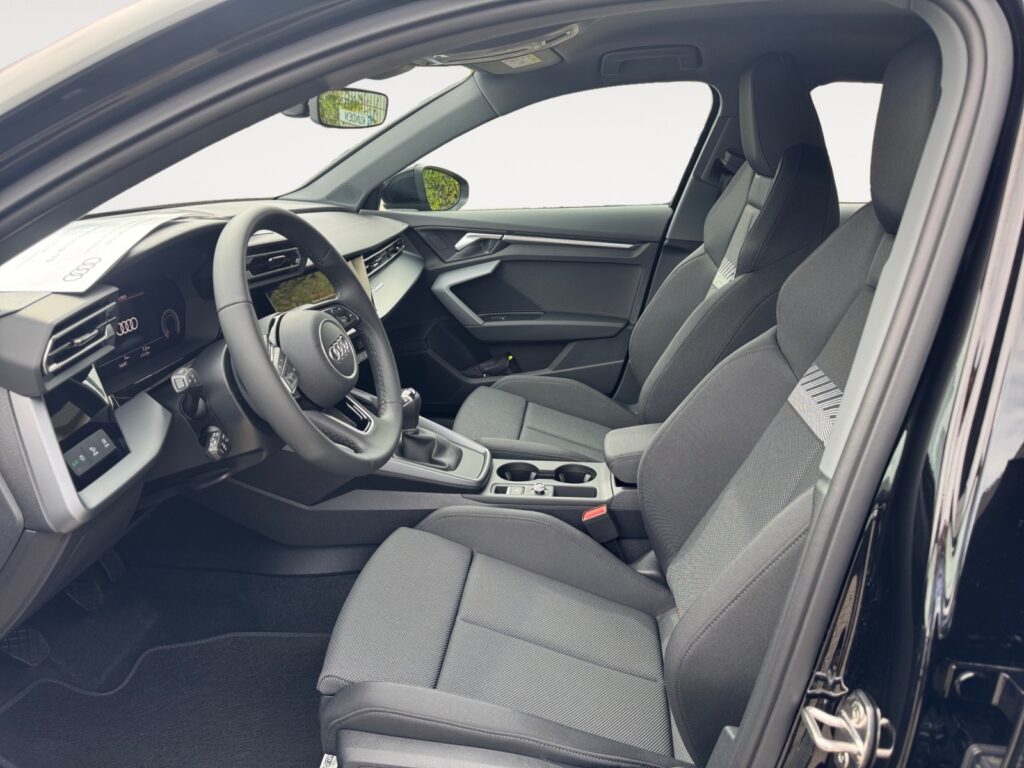 Audi A3 Exposé-Bild 9