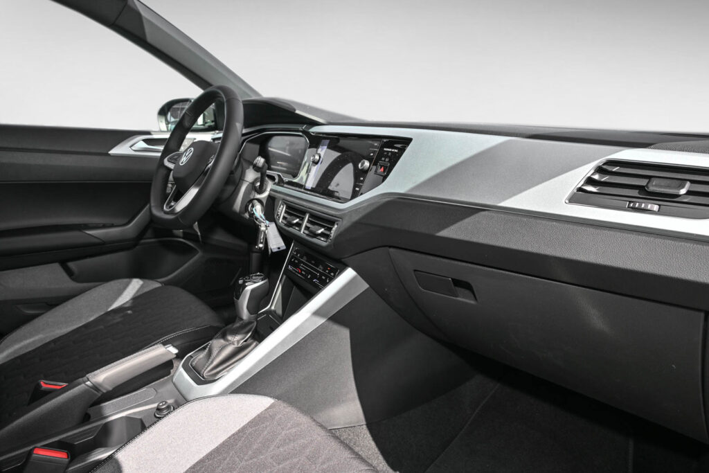 VW Taigo Exposé-Bild 8