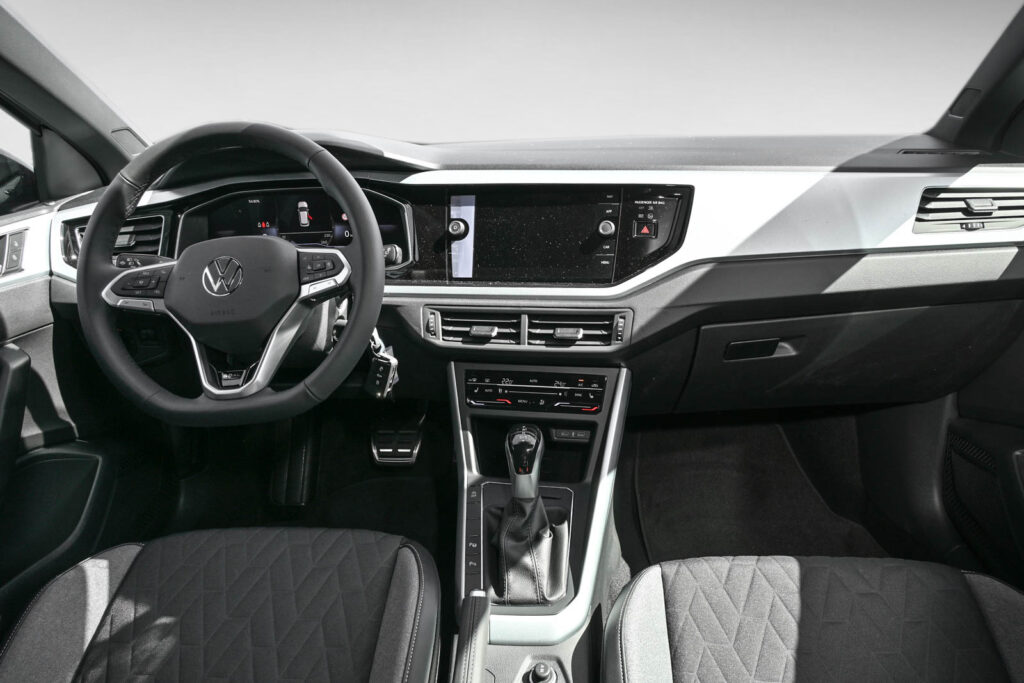 VW Taigo Exposé-Bild 12