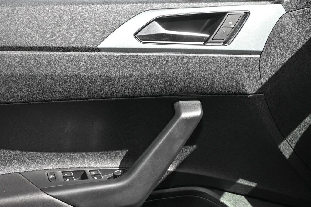 VW Taigo Exposé-Bild 15