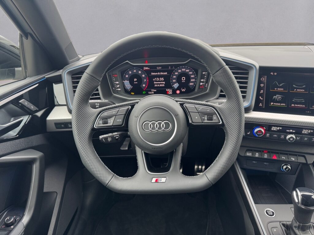 Audi A1 Exposé-Bild 12