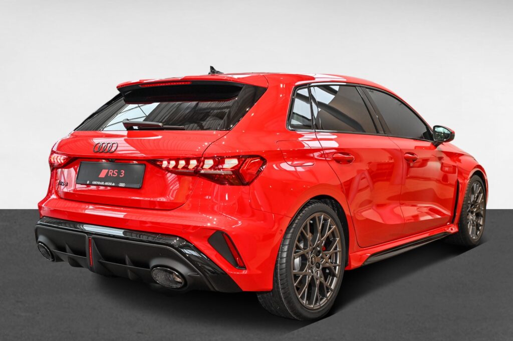 Audi RS3 Exposé-Bild 3