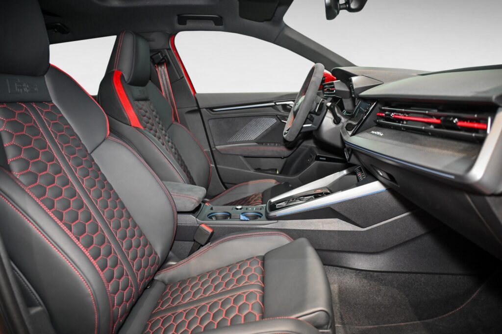 Audi RS3 Exposé-Bild 7