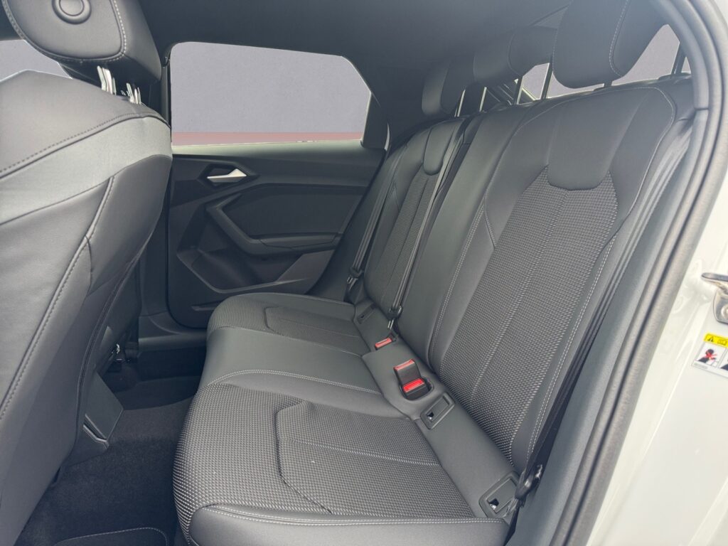 Audi A1 Exposé-Bild 13