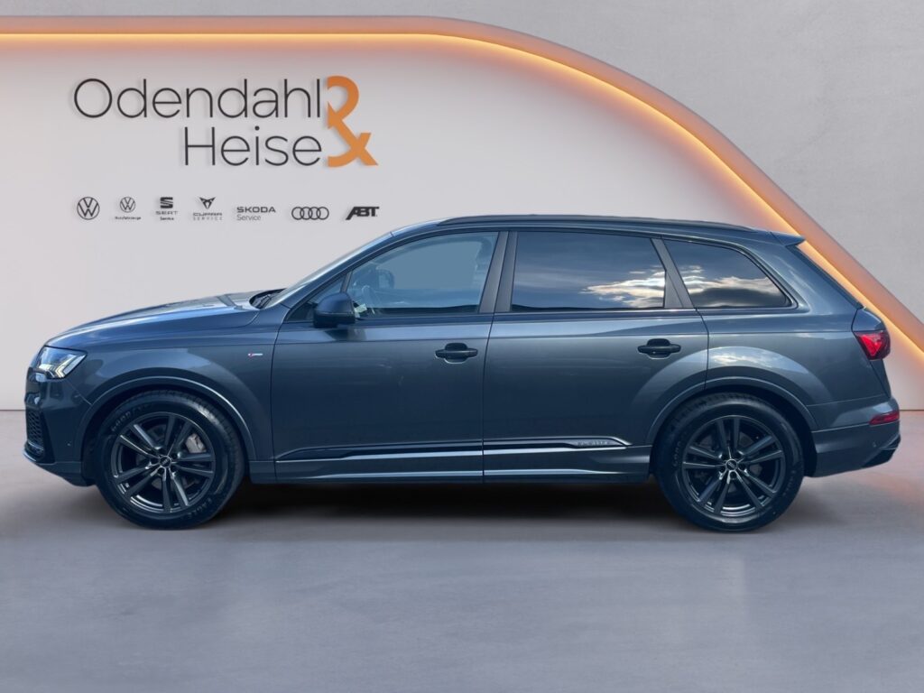 Audi Q7 Exposé-Bild 2