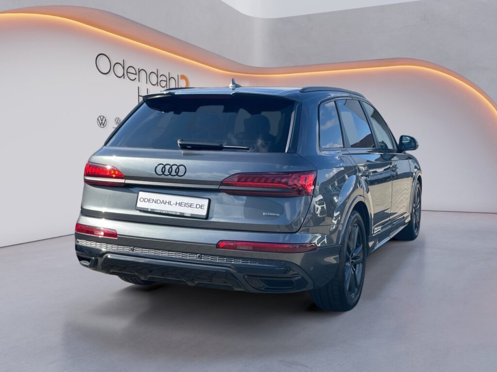 Audi Q7 Exposé-Bild 5
