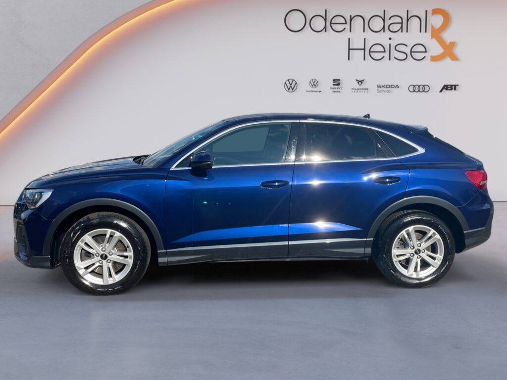 Audi Q3 Exposé-Bild 2
