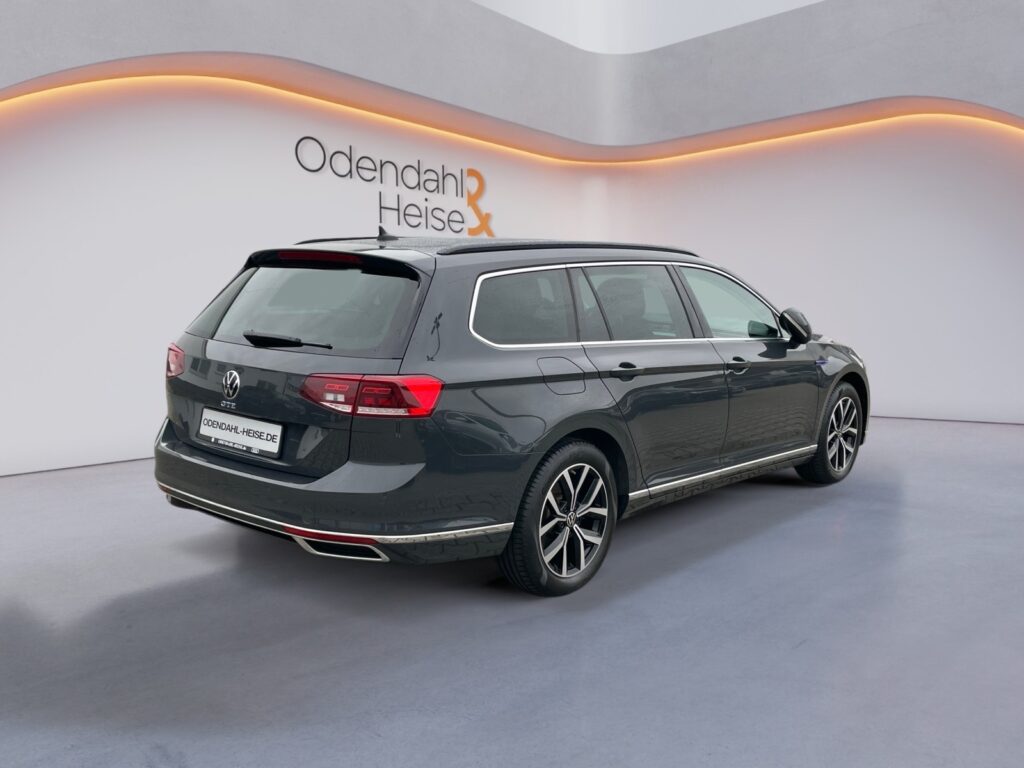 VW Passat Variant Exposé-Bild 5