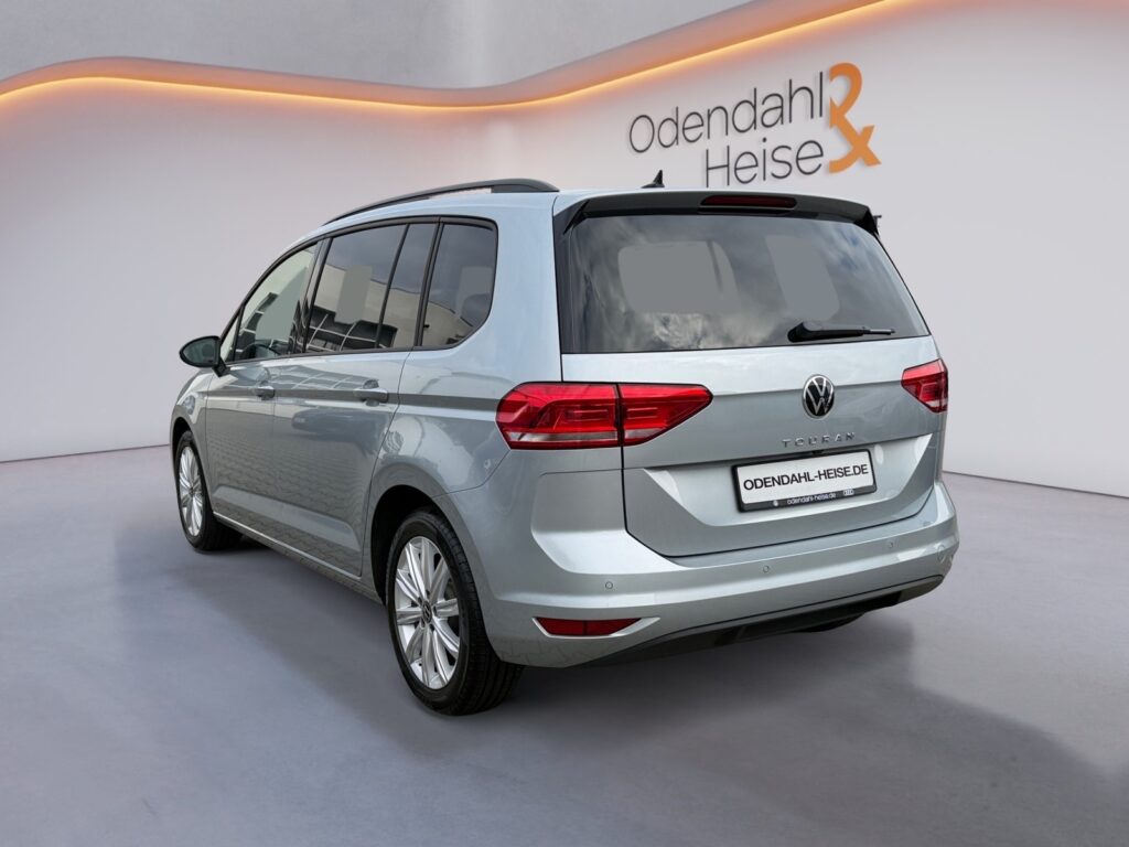 VW Touran Exposé-Bild 3