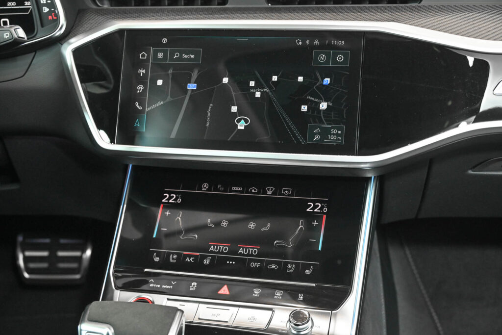 Audi RS6 Exposé-Bild 14