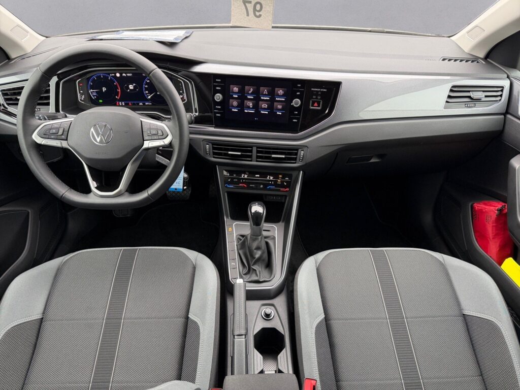 VW Polo Exposé-Bild 10