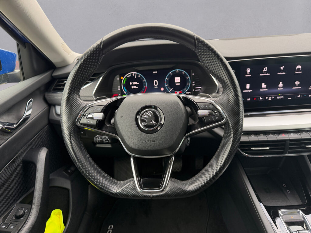 Skoda Octavia Exposé-Bild 10