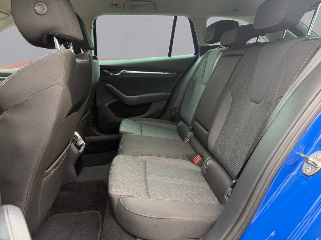 Skoda Octavia Exposé-Bild 11