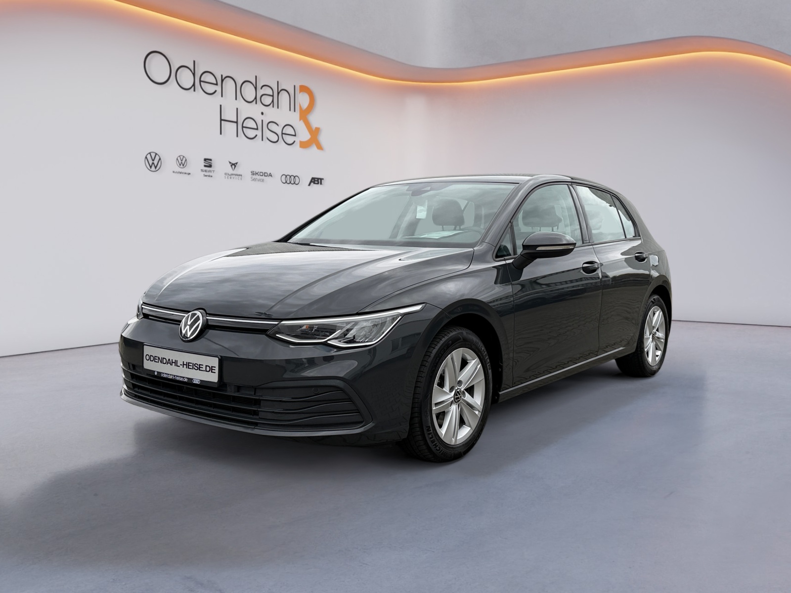 VW Golf Exposé-Bild 1