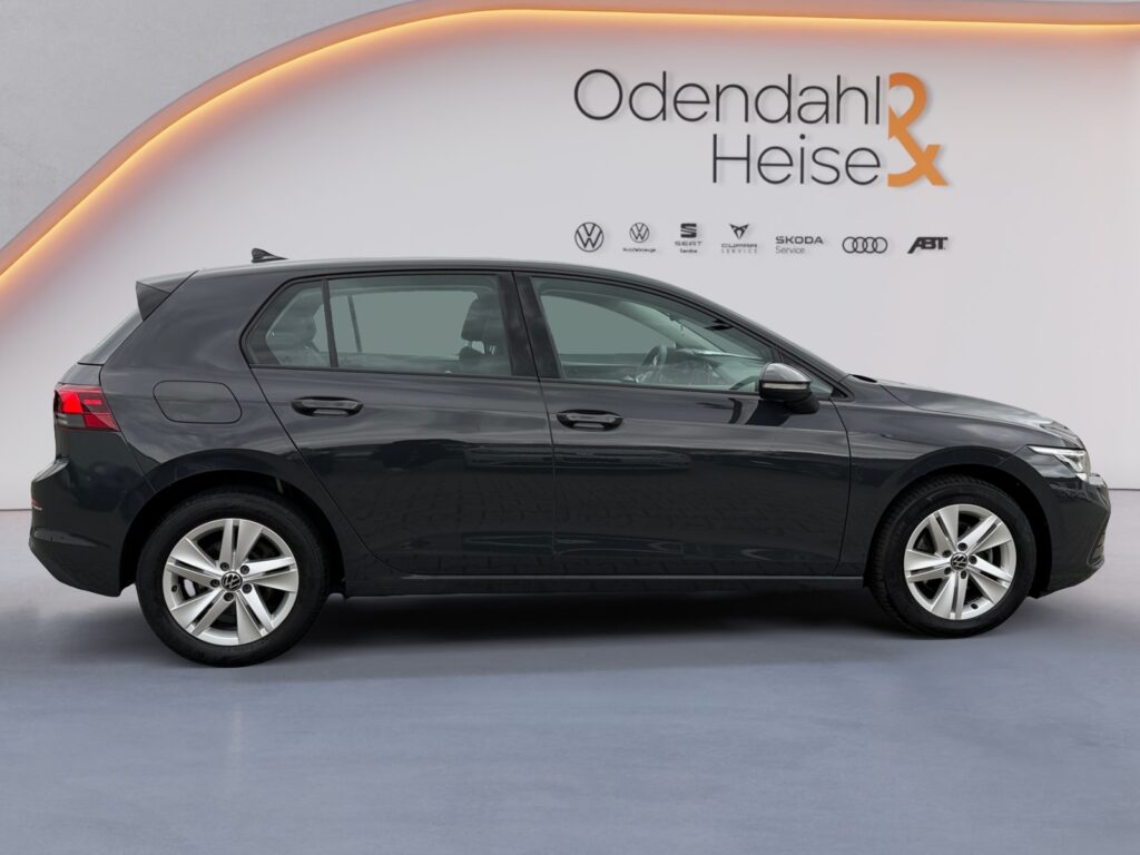 VW Golf Exposé-Bild 15