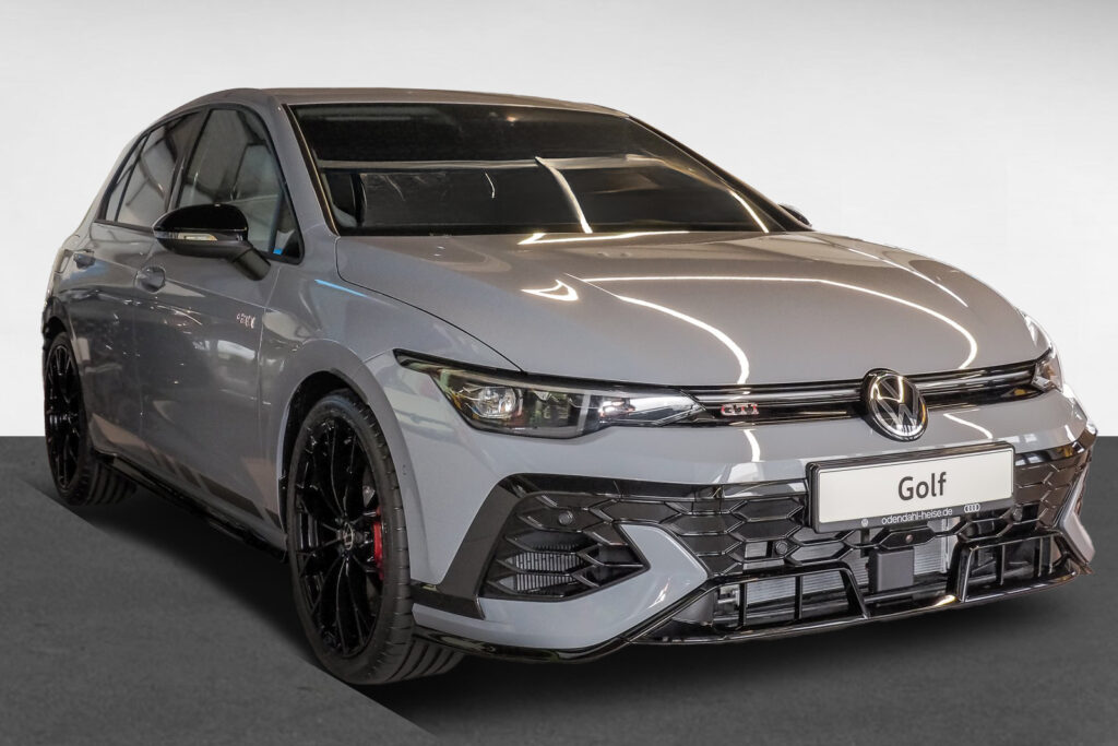 VW Golf Exposé-Bild 2