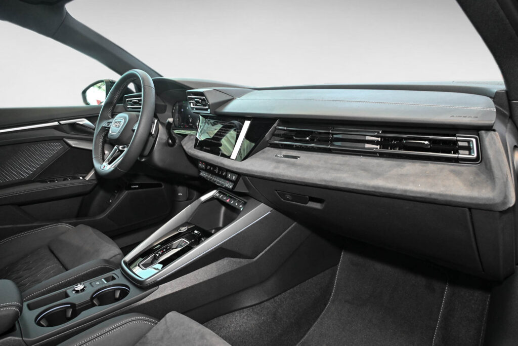 Audi A3 Exposé-Bild 8