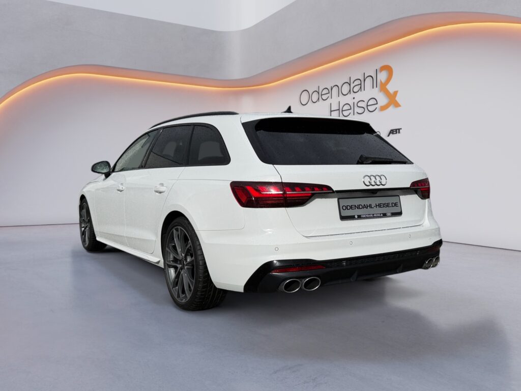 Audi S4 Exposé-Bild 3