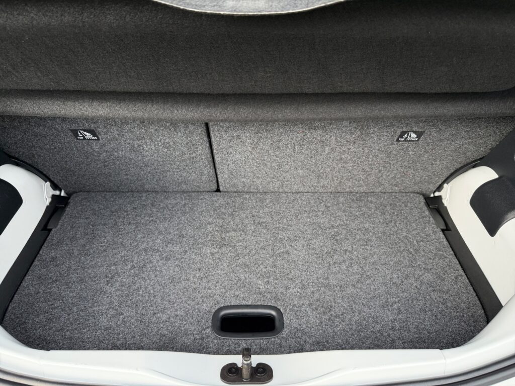 VW up Exposé-Bild 6