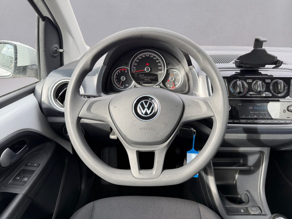 VW up Exposé-Bild 10